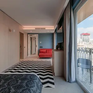 Hotel 123 Mainstreet Boutique, San Ġiljan